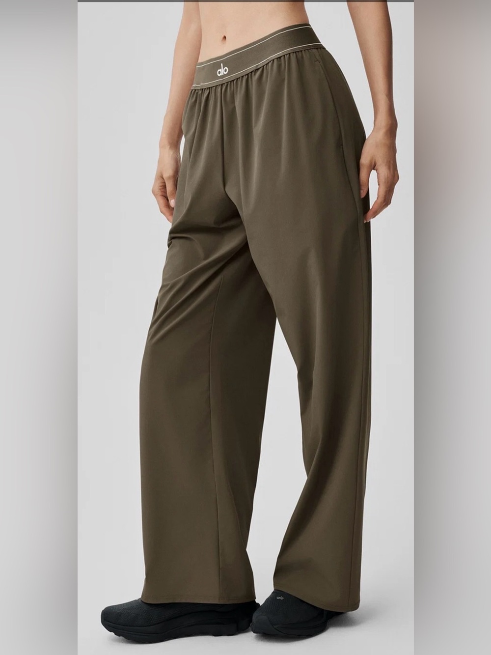 ALO Yoga Women Suit Up Trouser (Regular)